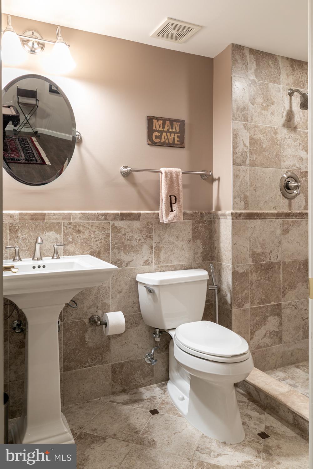 SENECA RIDGE - Residential