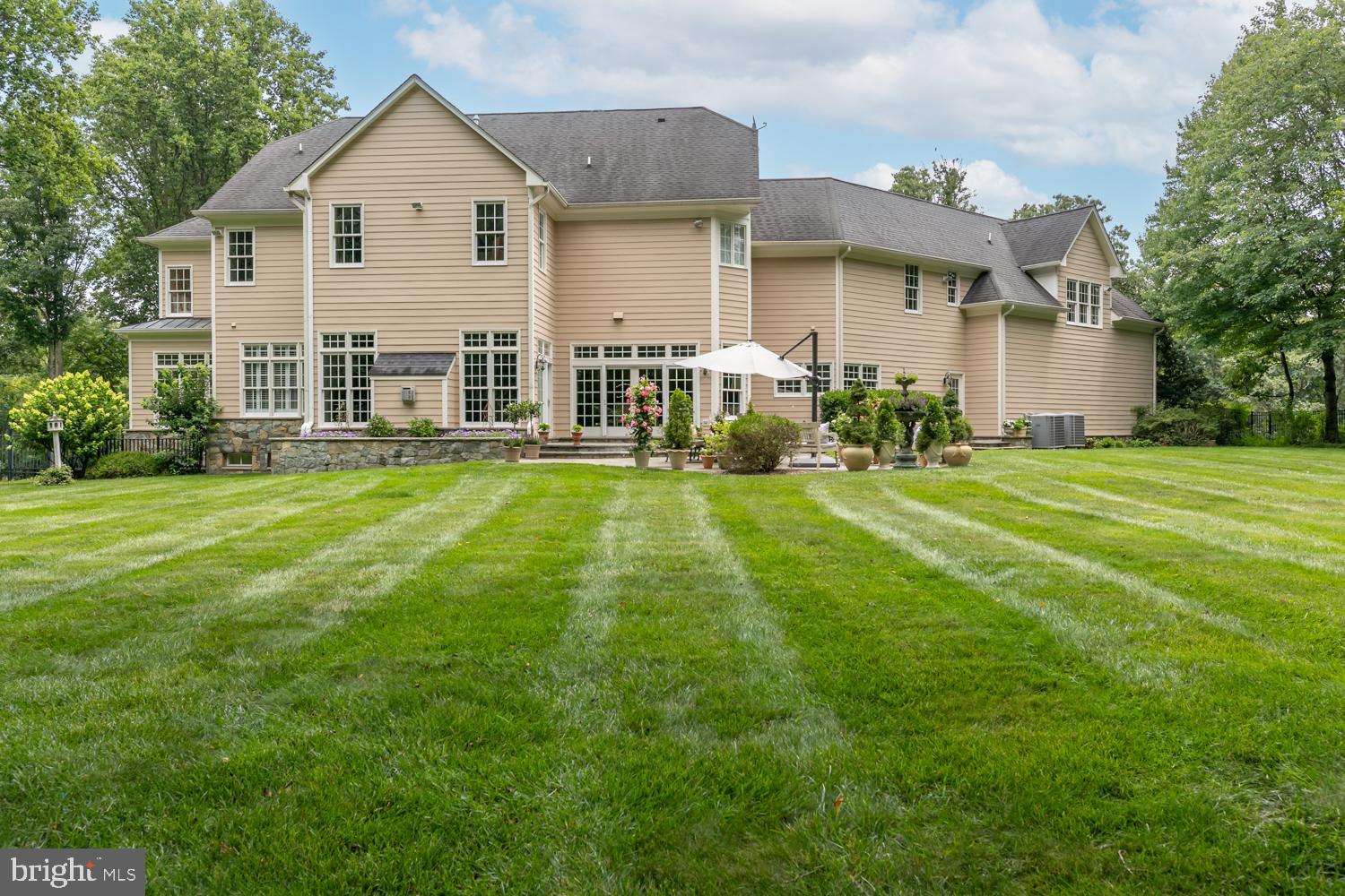 SENECA RIDGE - Residential