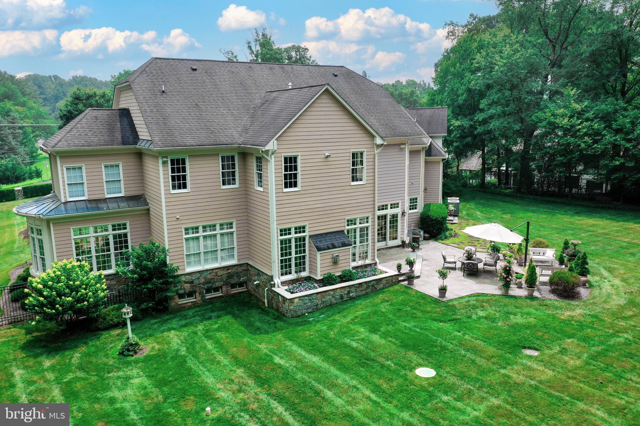 SENECA RIDGE - Residential