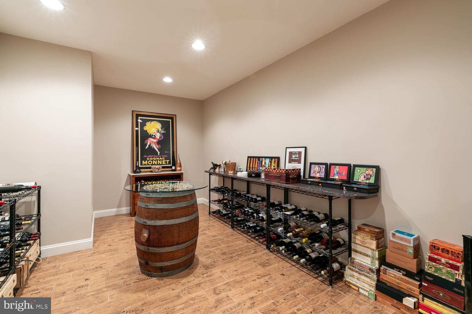 SENECA RIDGE - Residential