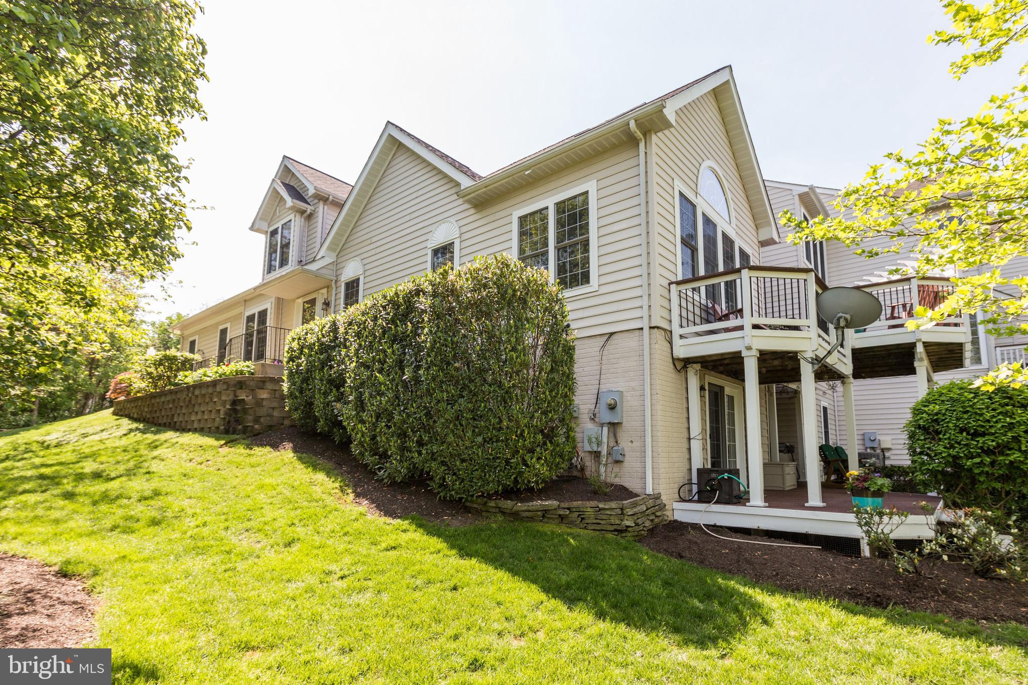 SOUTH RIDING - Residential