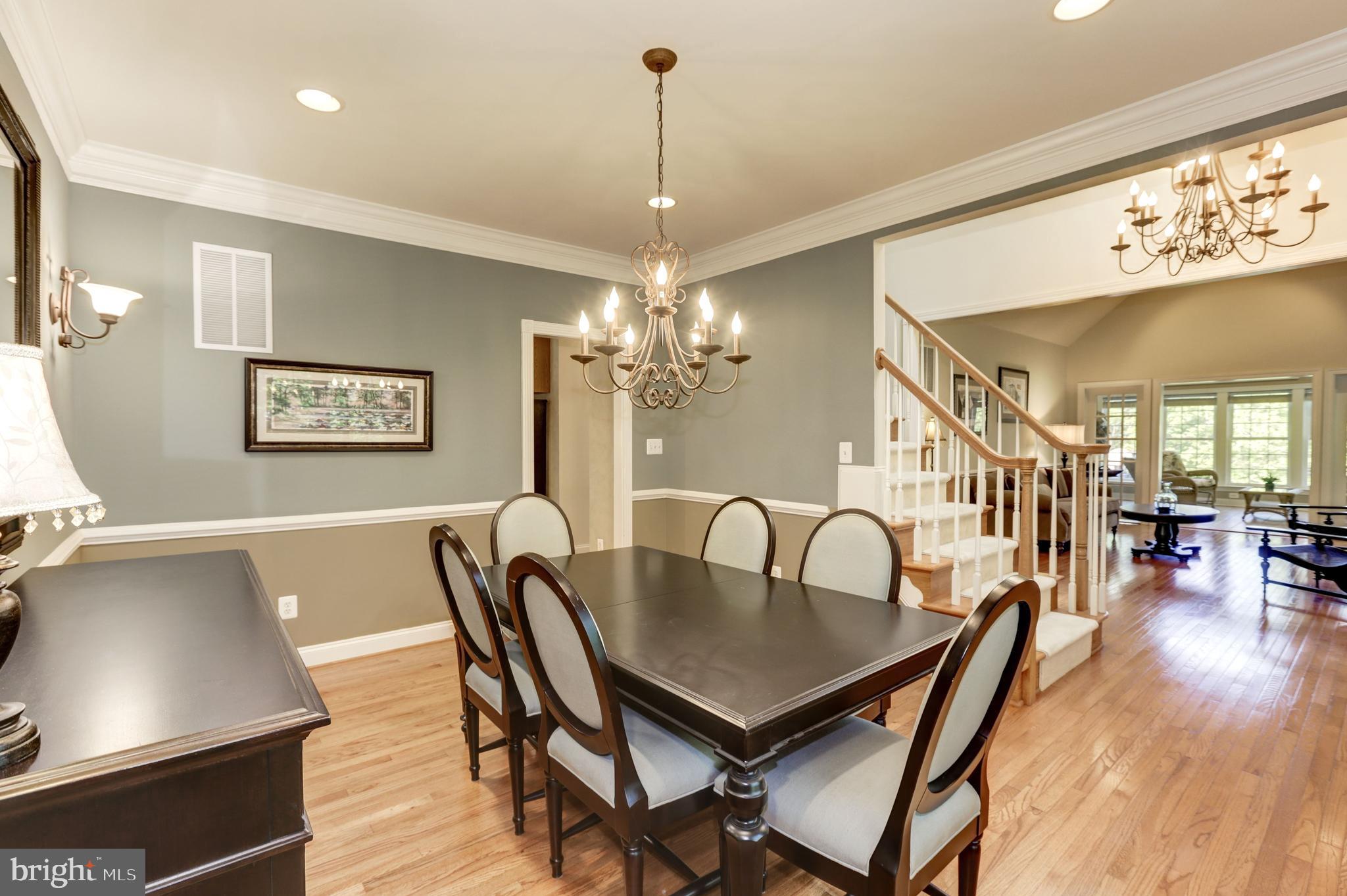 SOUTH RIDING - Residential