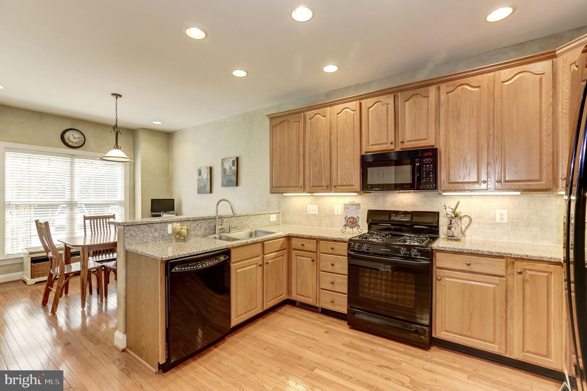 SOUTH RIDING - Residential