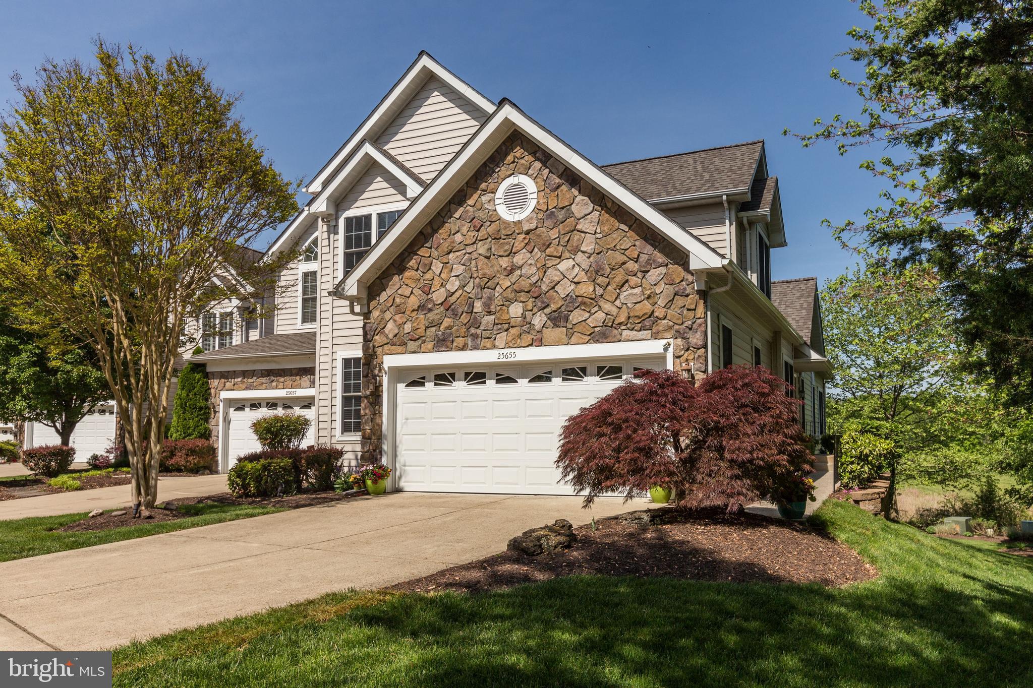 SOUTH RIDING - Residential