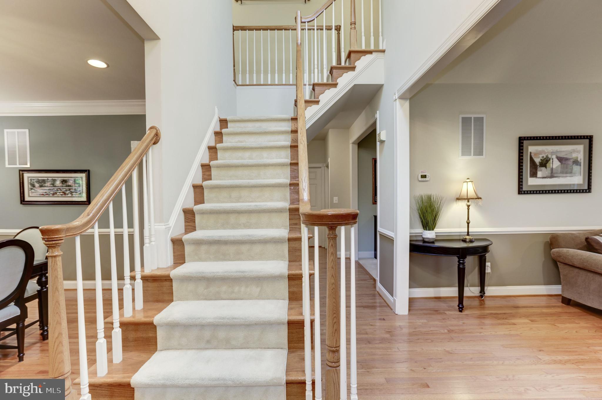 SOUTH RIDING - Residential