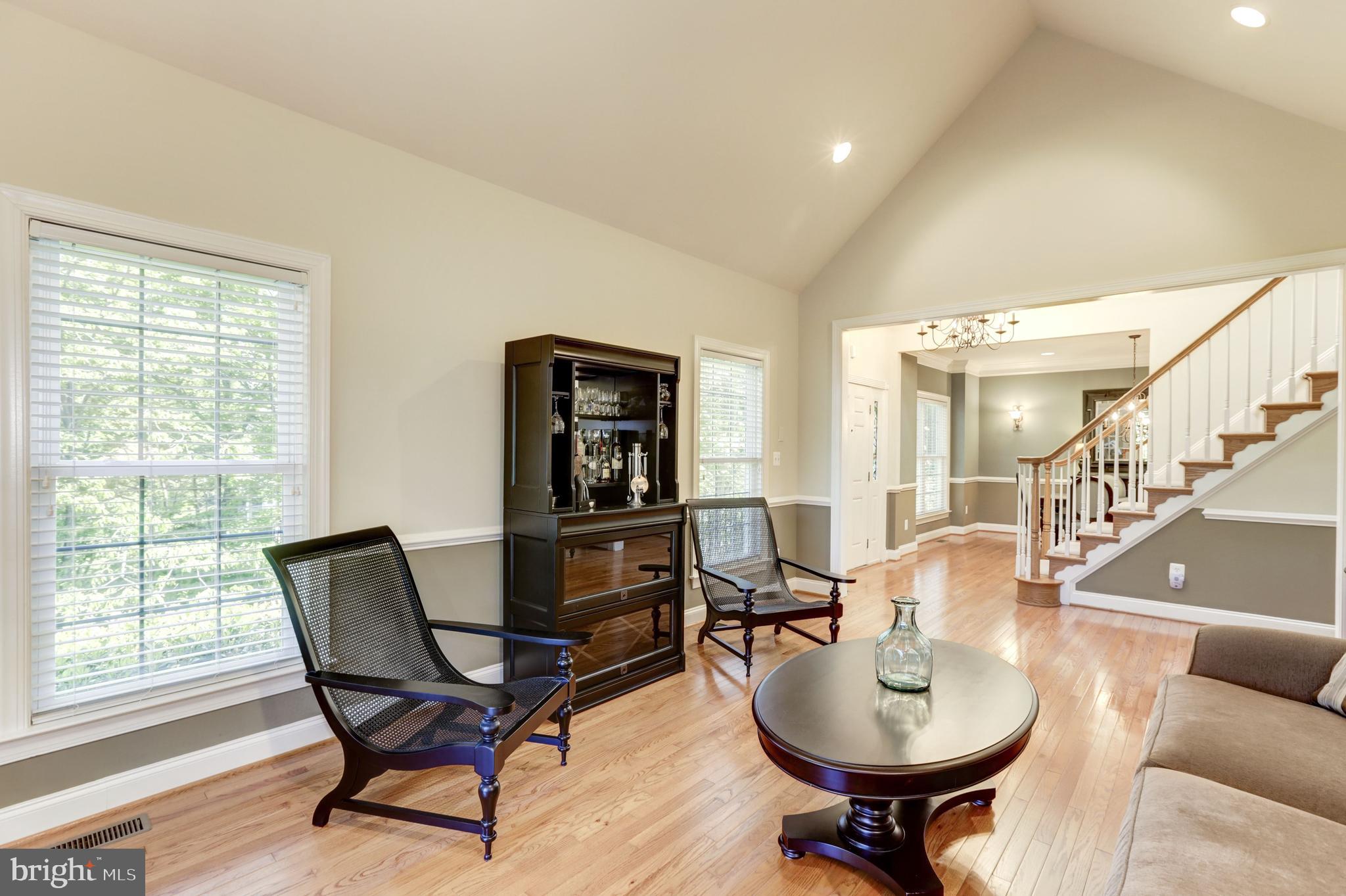 SOUTH RIDING - Residential