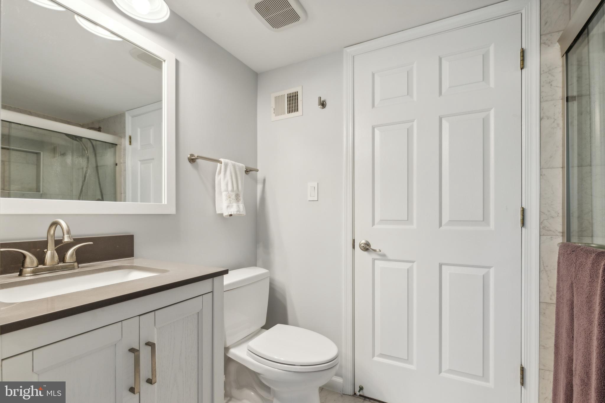 OCCOQUAN POINTE CONDO - Residential