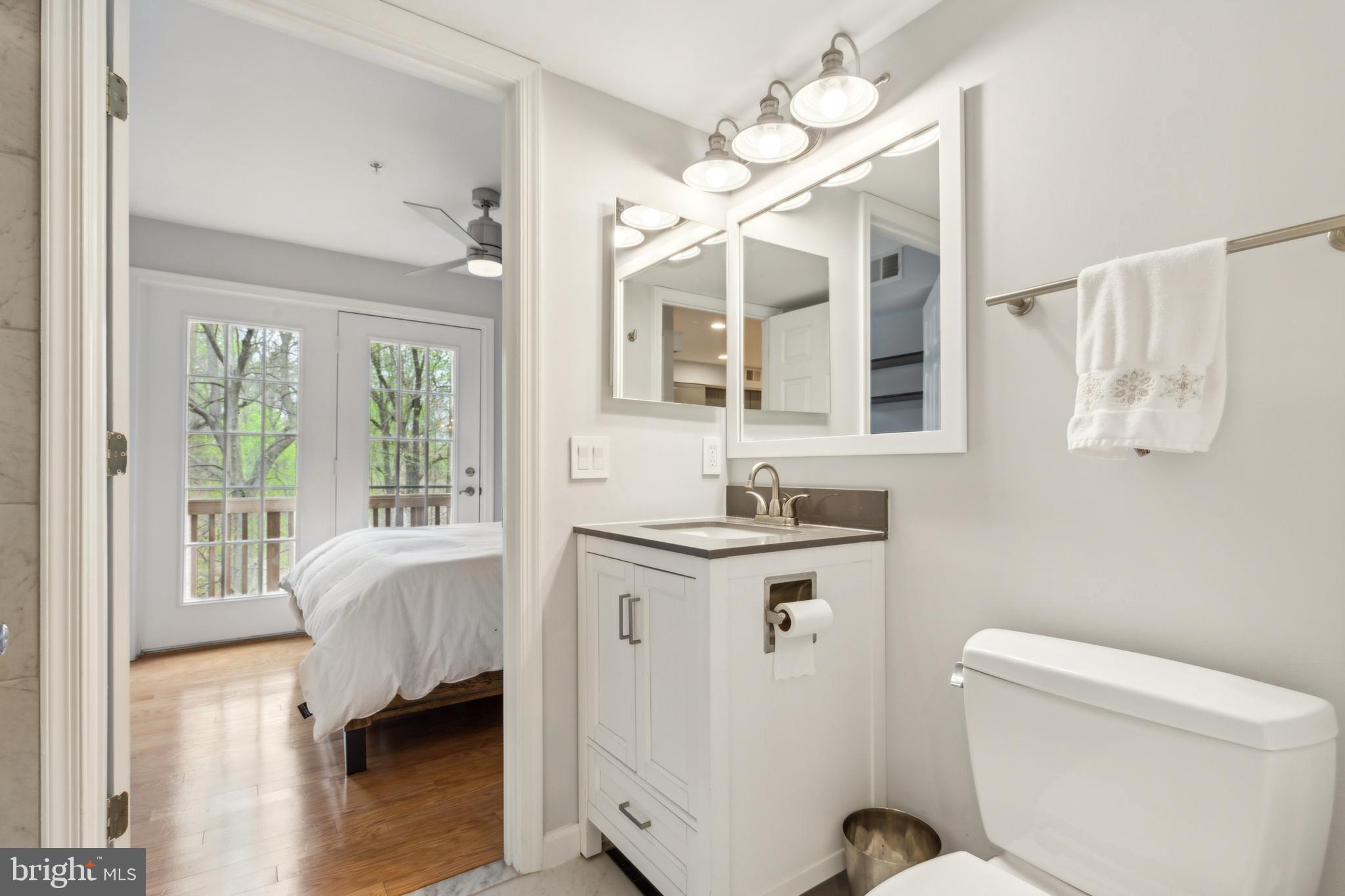 OCCOQUAN POINTE CONDO - Residential