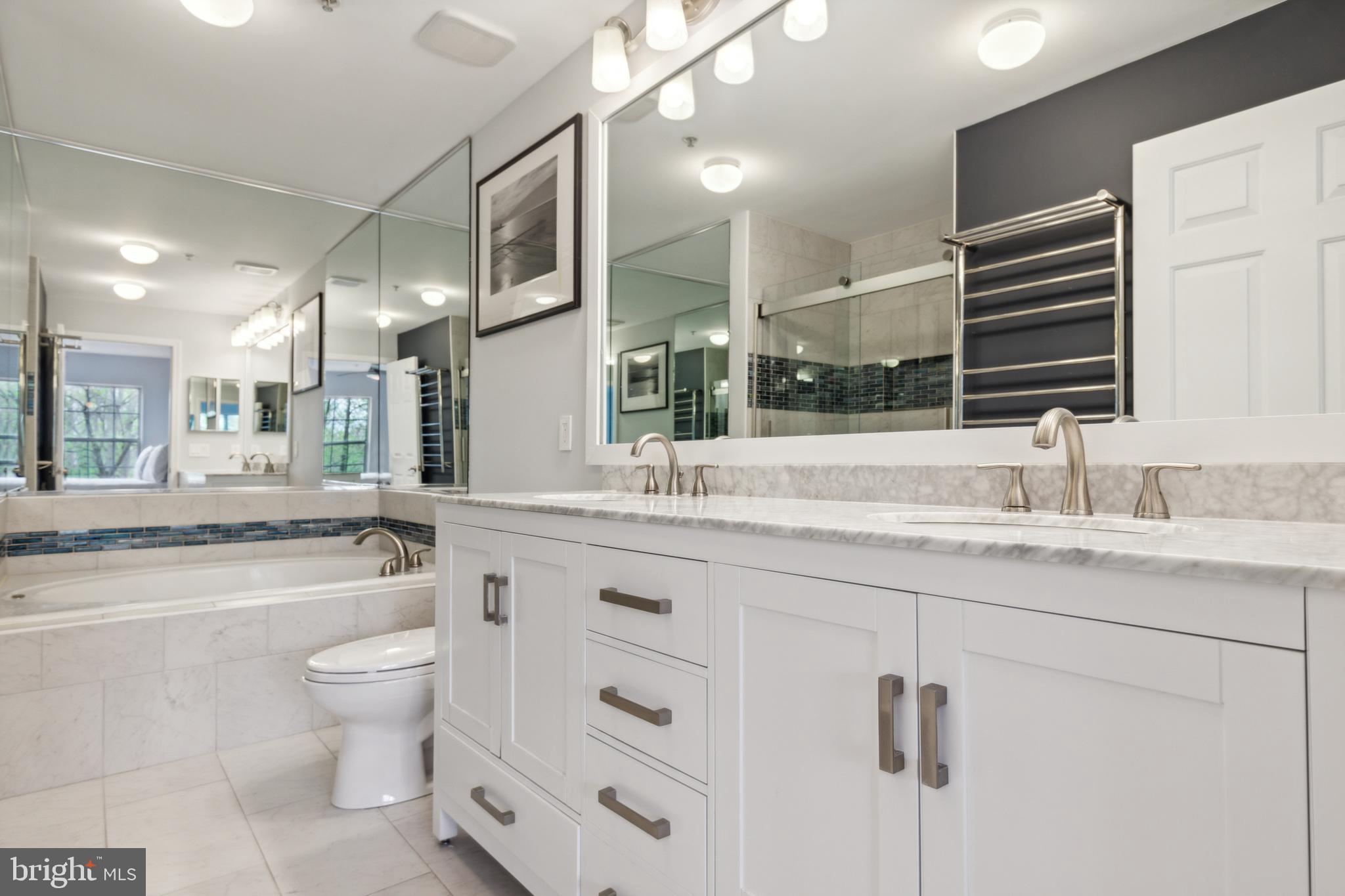 OCCOQUAN POINTE CONDO - Residential