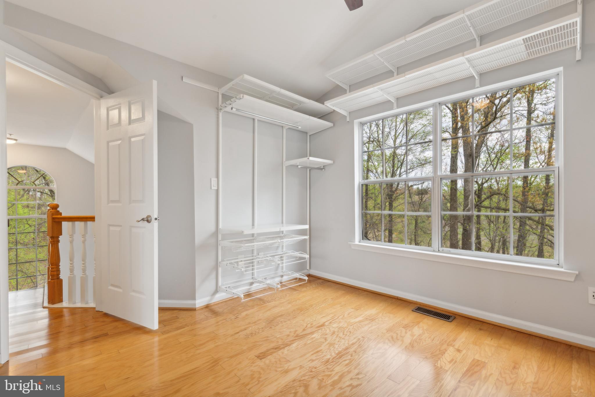 OCCOQUAN POINTE CONDO - Residential