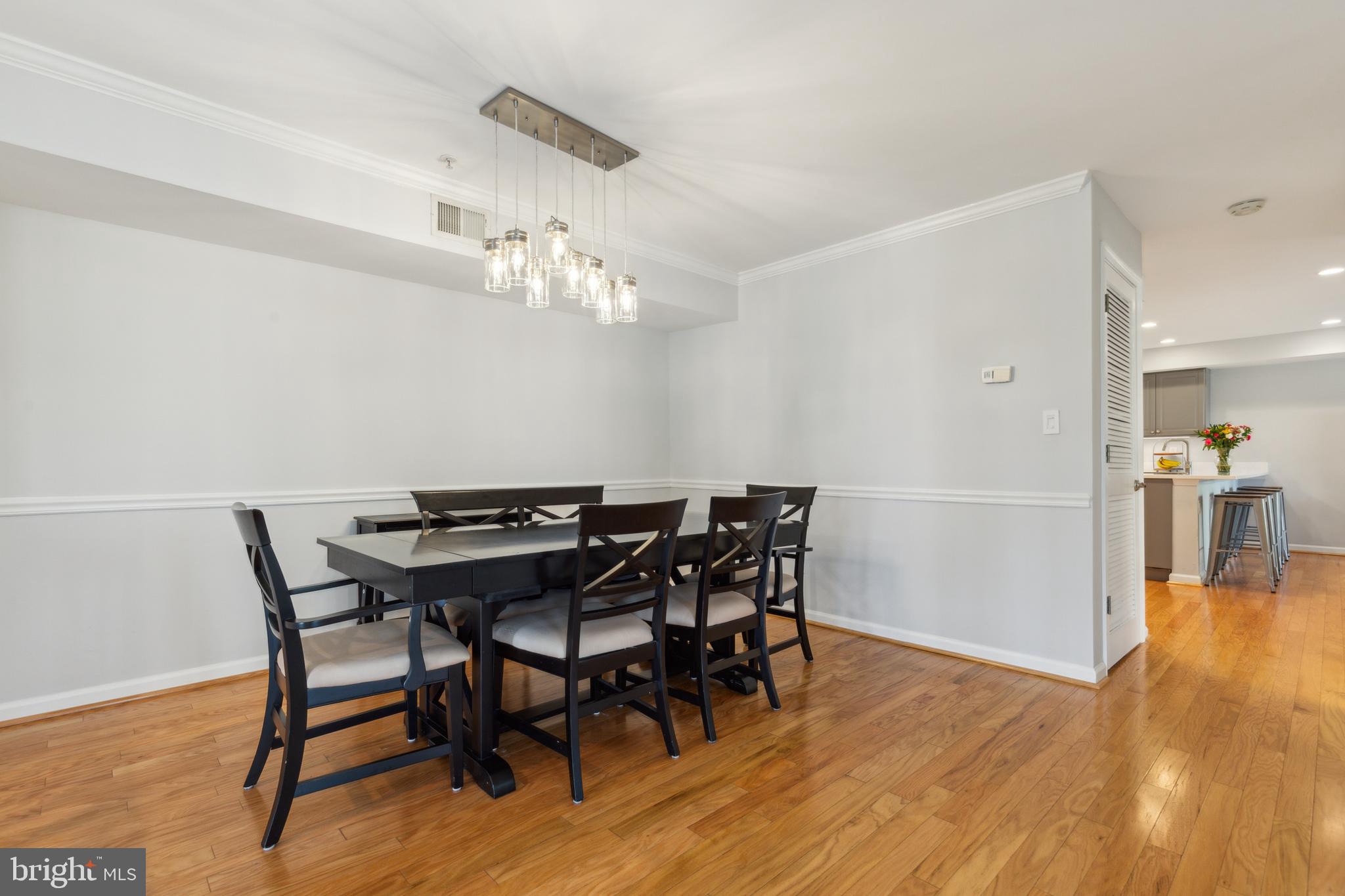 OCCOQUAN POINTE CONDO - Residential