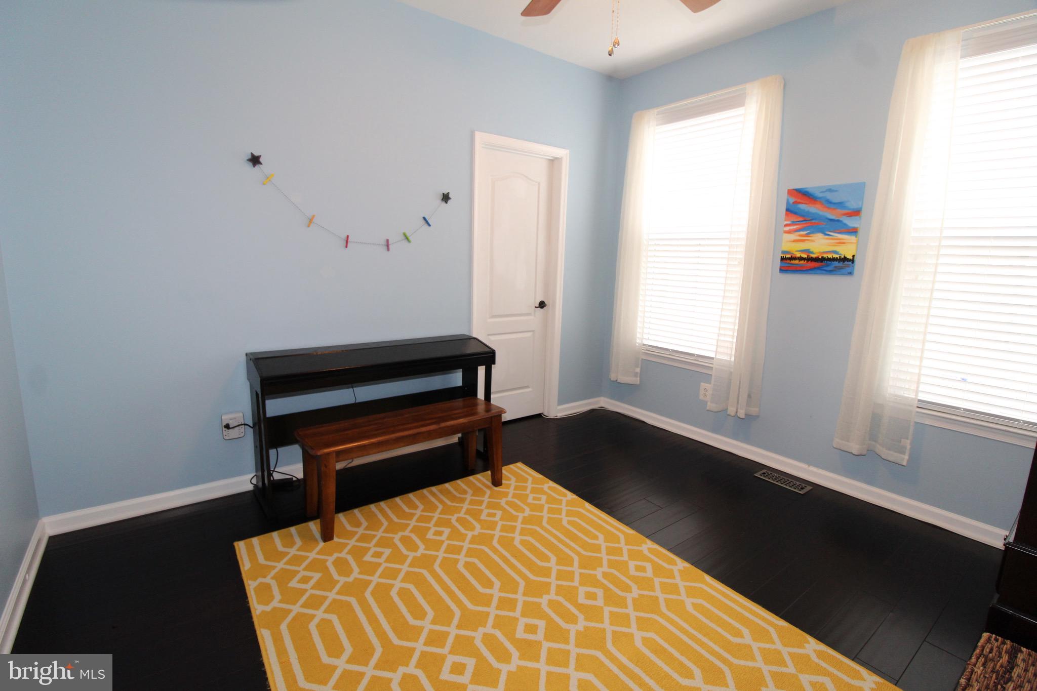 NEW BRISTOW VILLAGE - Residential