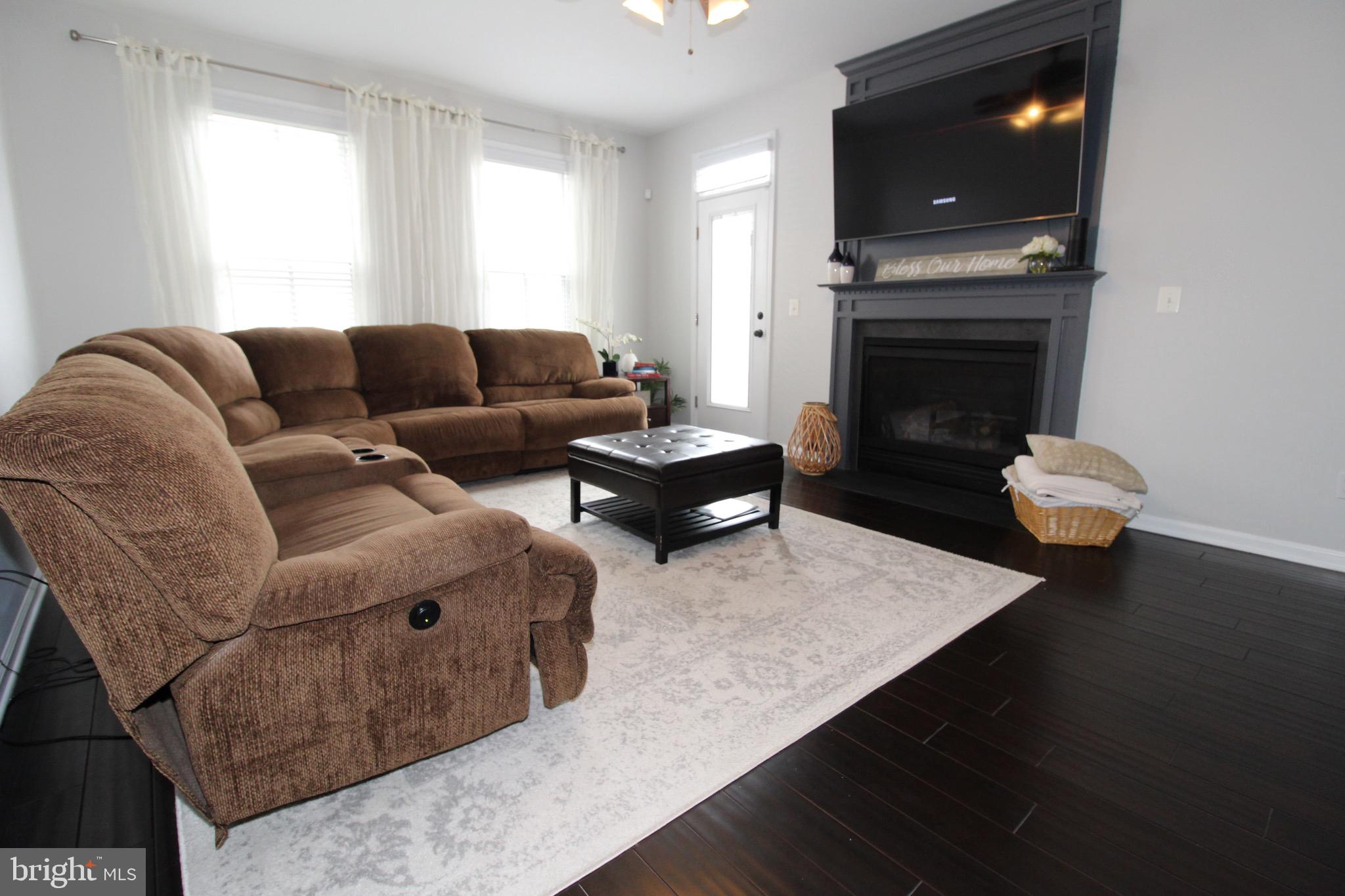 NEW BRISTOW VILLAGE - Residential