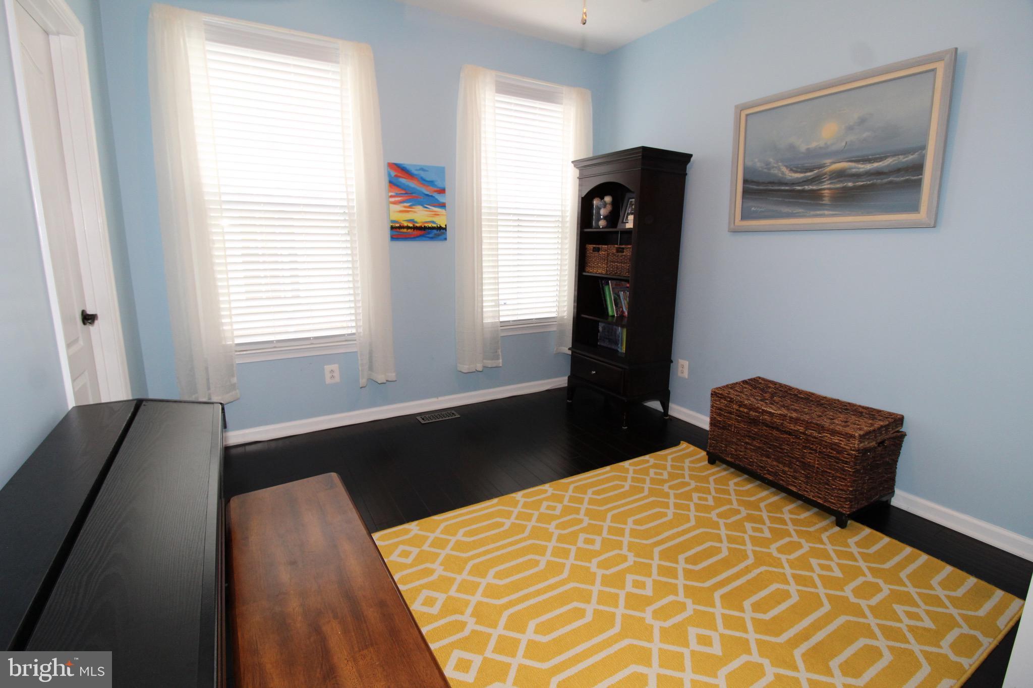 NEW BRISTOW VILLAGE - Residential