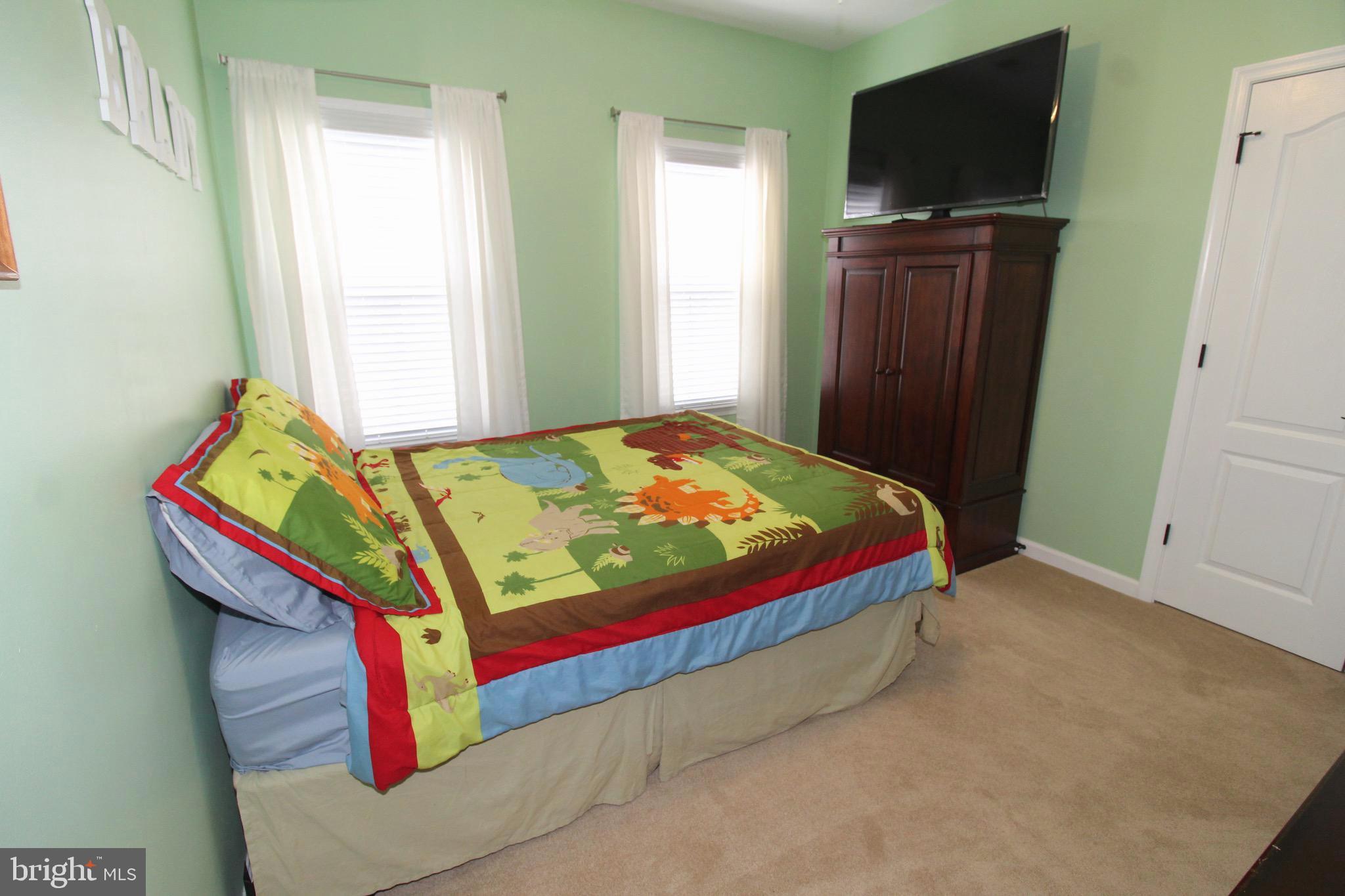 NEW BRISTOW VILLAGE - Residential