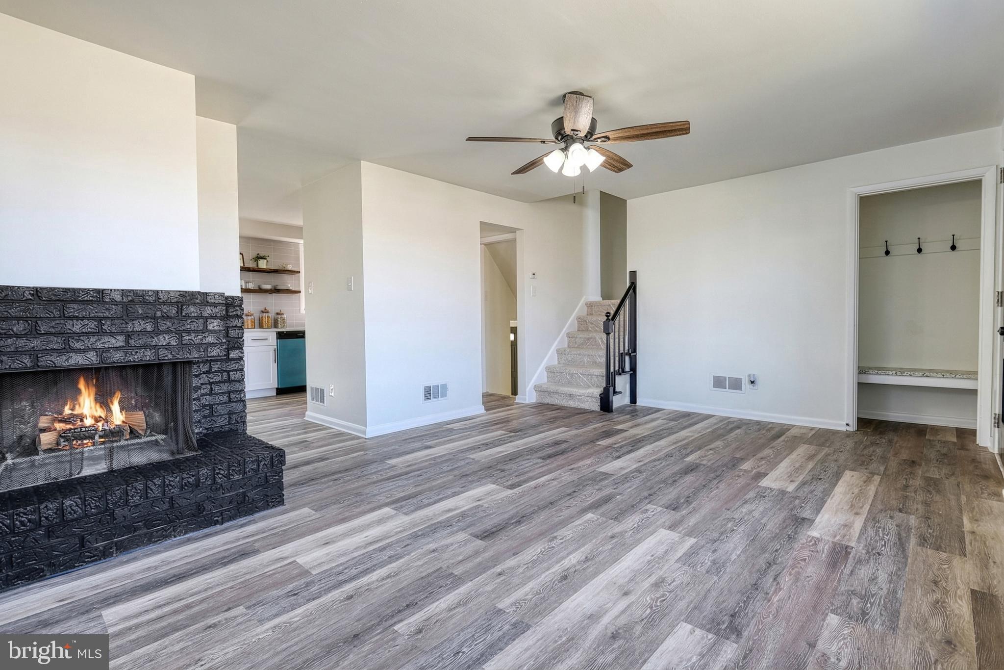 SPRINGETTSBURY - Residential