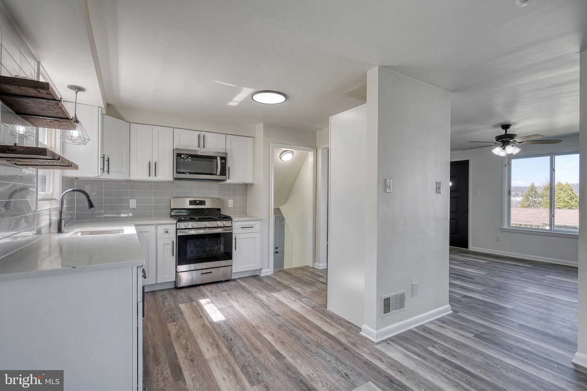 SPRINGETTSBURY - Residential