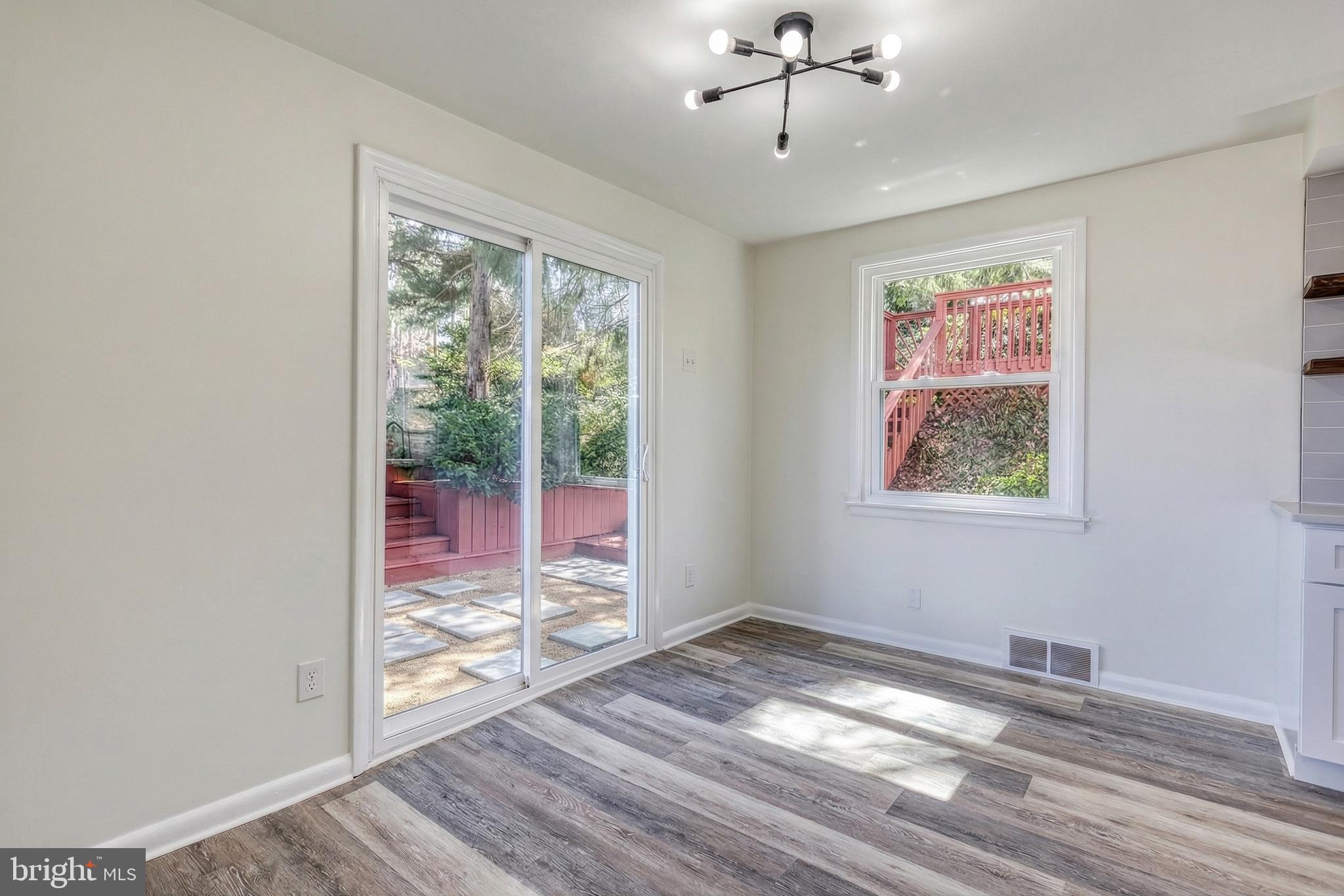 SPRINGETTSBURY - Residential