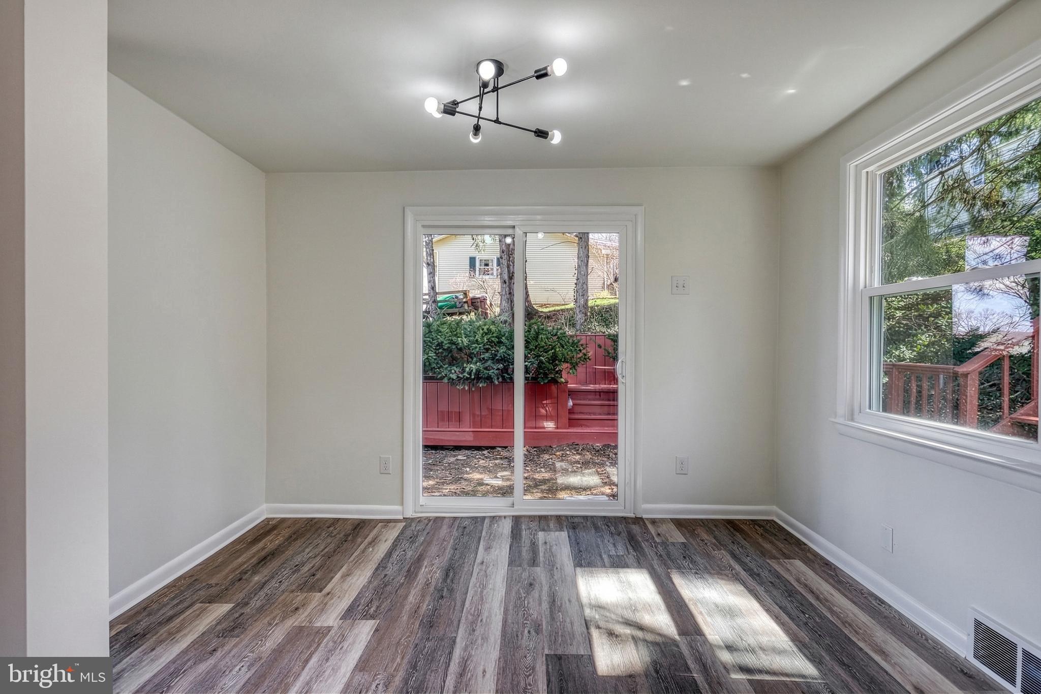 SPRINGETTSBURY - Residential