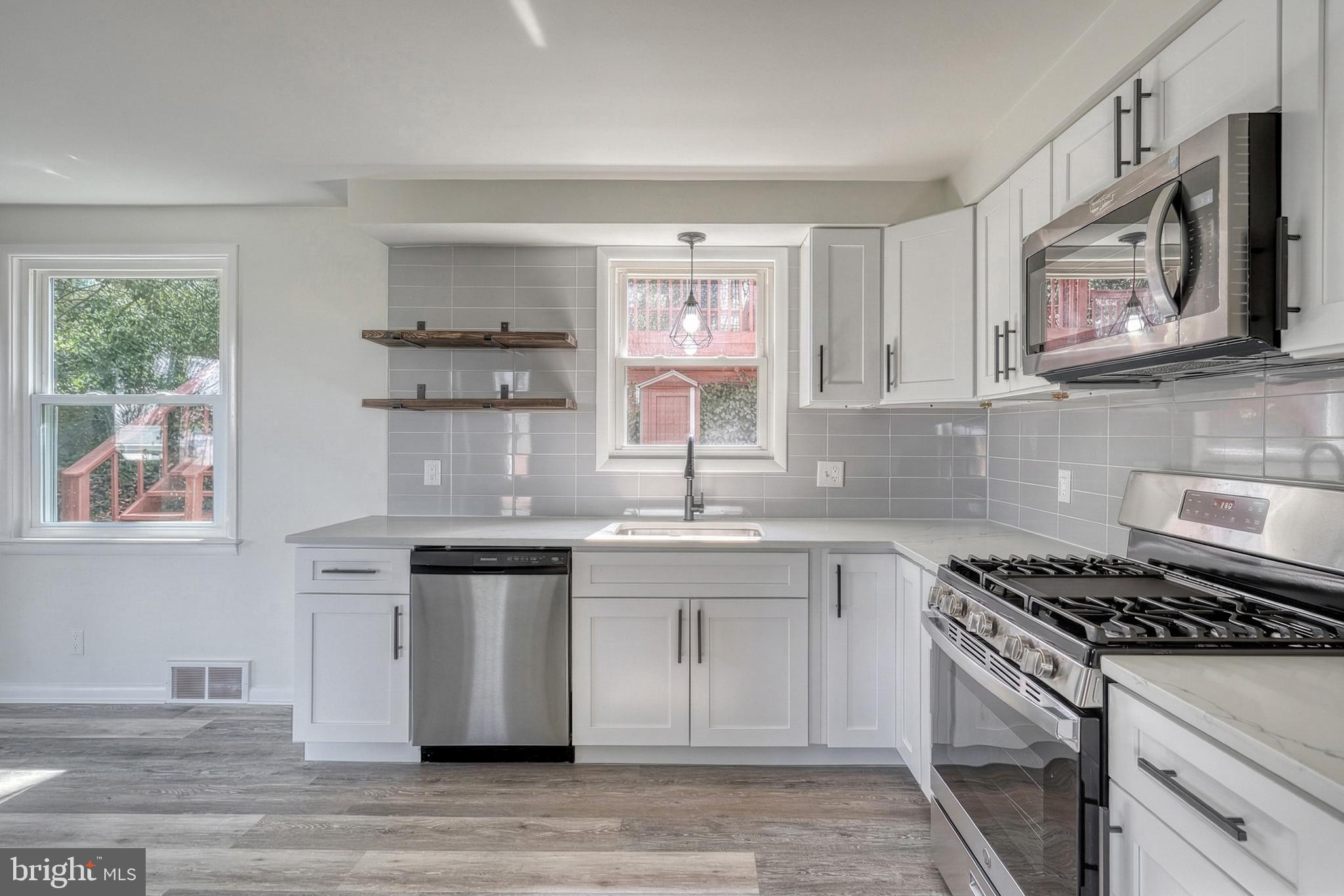 SPRINGETTSBURY - Residential