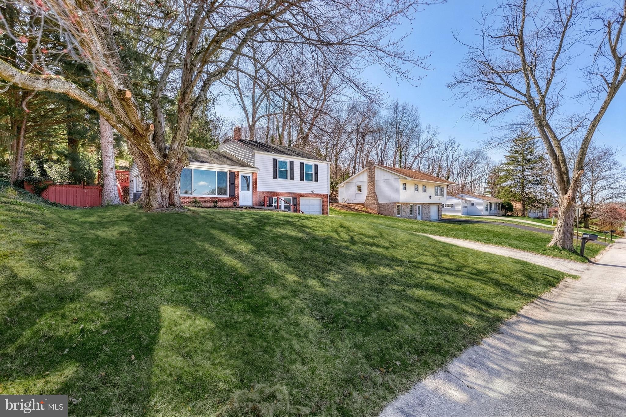 SPRINGETTSBURY - Residential