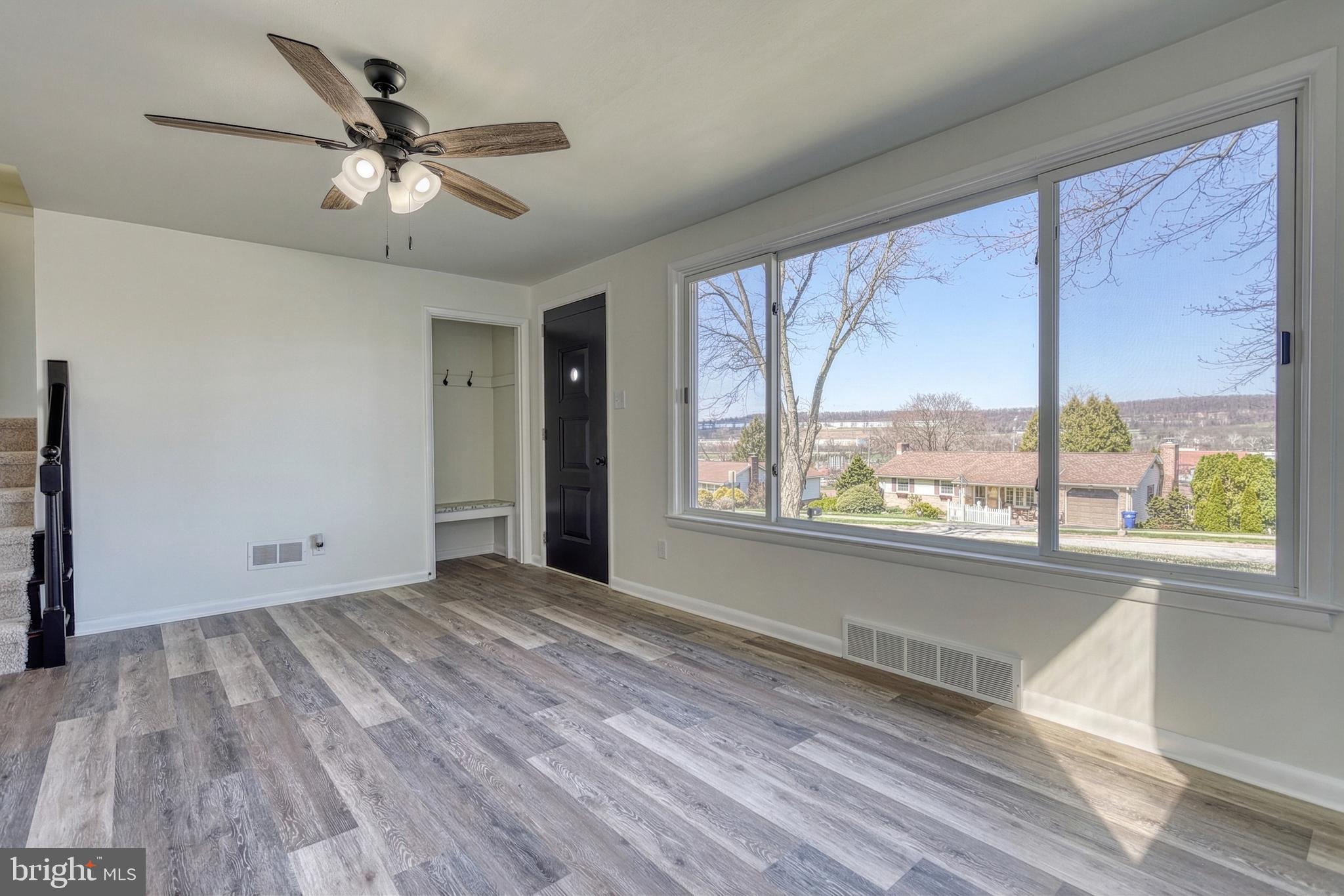 SPRINGETTSBURY - Residential