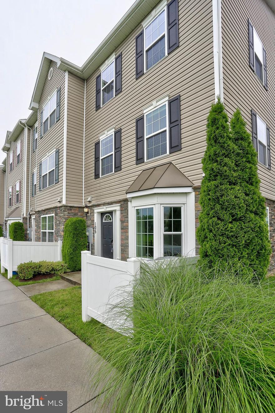 Welcome to this beautifully updated 3-level home in the heart of Eldersburg, just steps away from shops, dining, and all the local charm. The main level features a stylish kitchen with granite countertops, an island perfect for entertaining, and an open layout. The second level offers two spacious bedrooms, a full bath, and a convenient GE washer/dryer combo (late 2024). Upstairs, you’ll find a massive primary suite with a walk-in closet and a luxurious bathroom complete with a soaking tub and separate shower. Freshly painted in 2025, with updated carpet (2023) and new flooring in the second-level bedrooms (2023), this home is move-in ready and full of thoughtful upgrades. Steps from a community pool and a few steps from a pavillion used for community cookouts