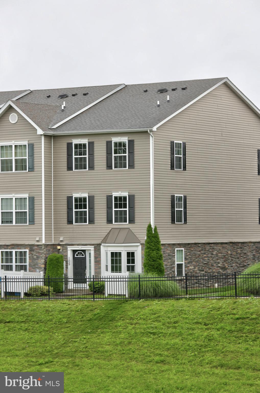 RESERVOIR RIDGE - Residential