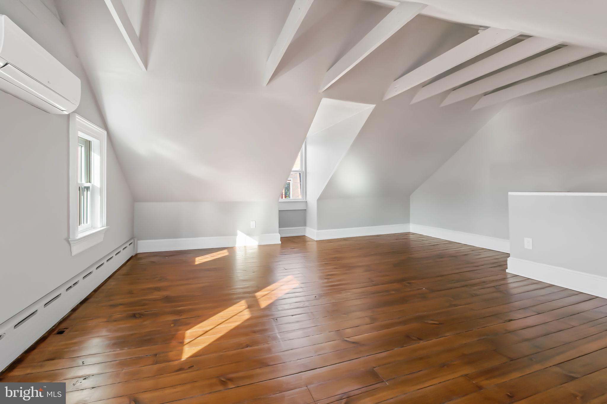 DOWNTOWN LANCASTER - Residential