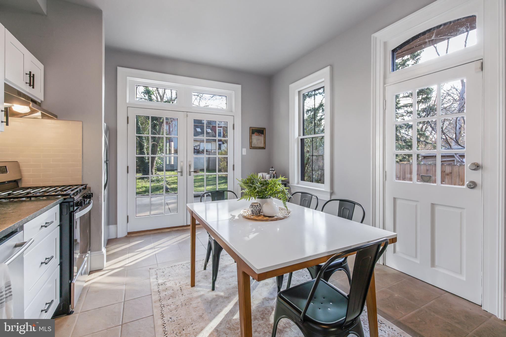 DOWNTOWN LANCASTER - Residential