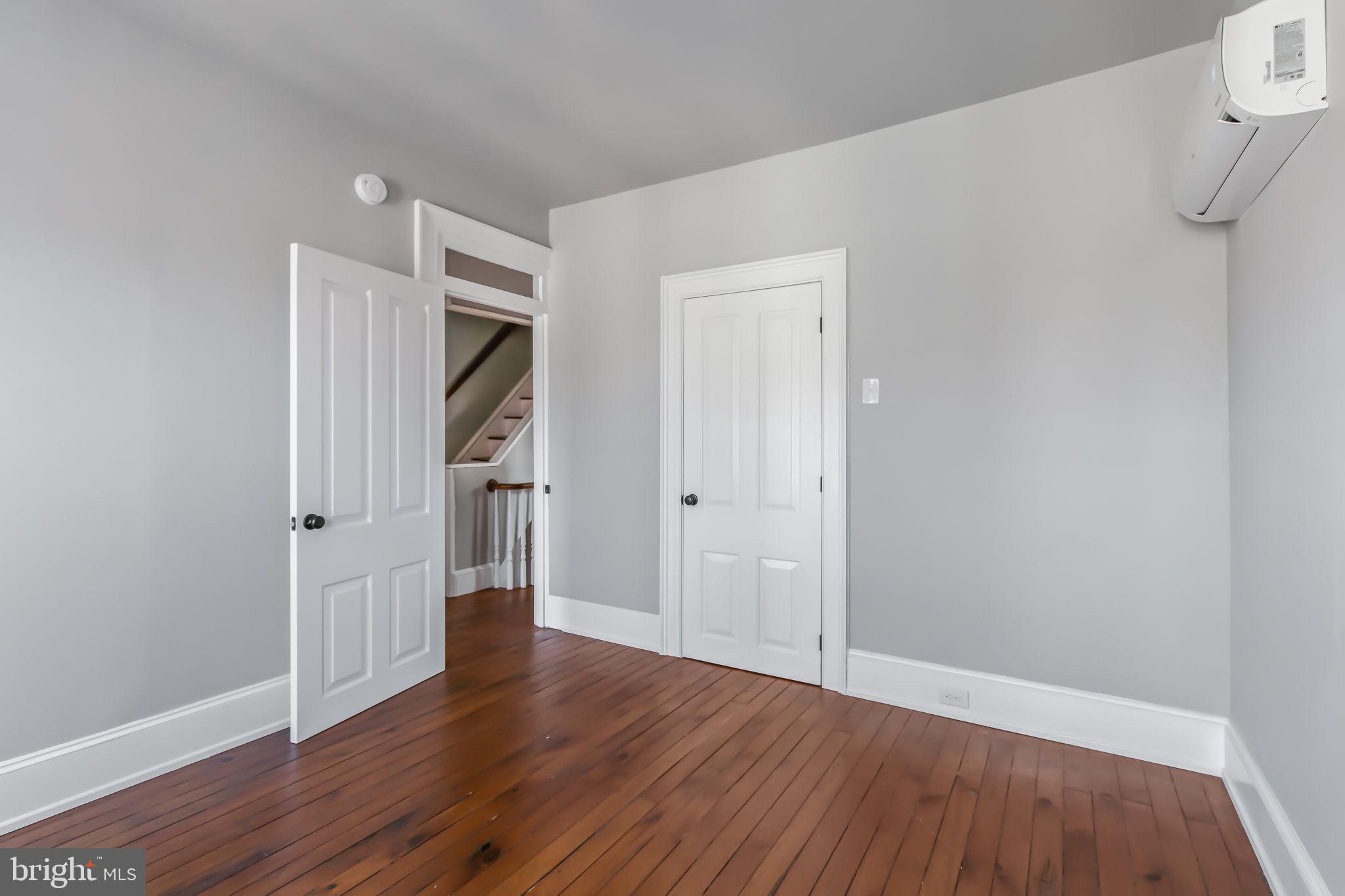 DOWNTOWN LANCASTER - Residential