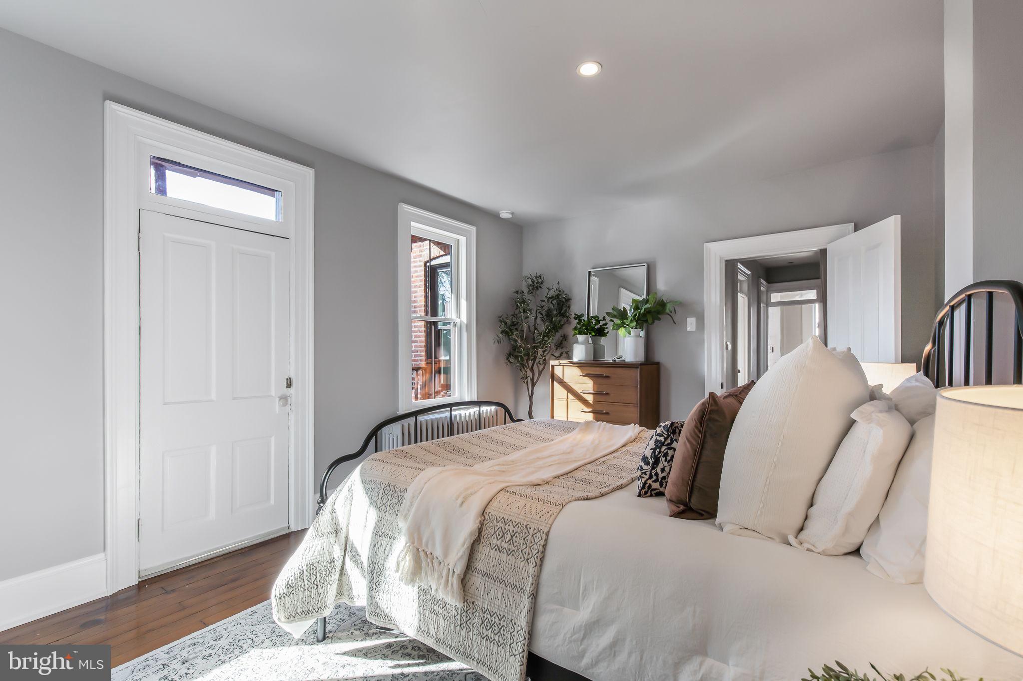 DOWNTOWN LANCASTER - Residential