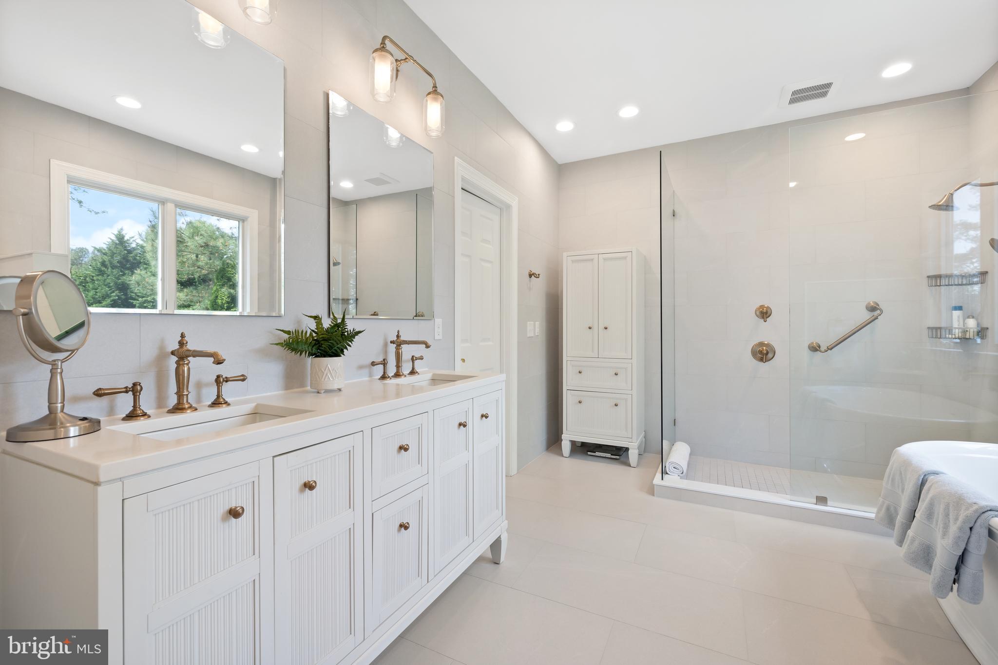 HOMEPORT - Residential