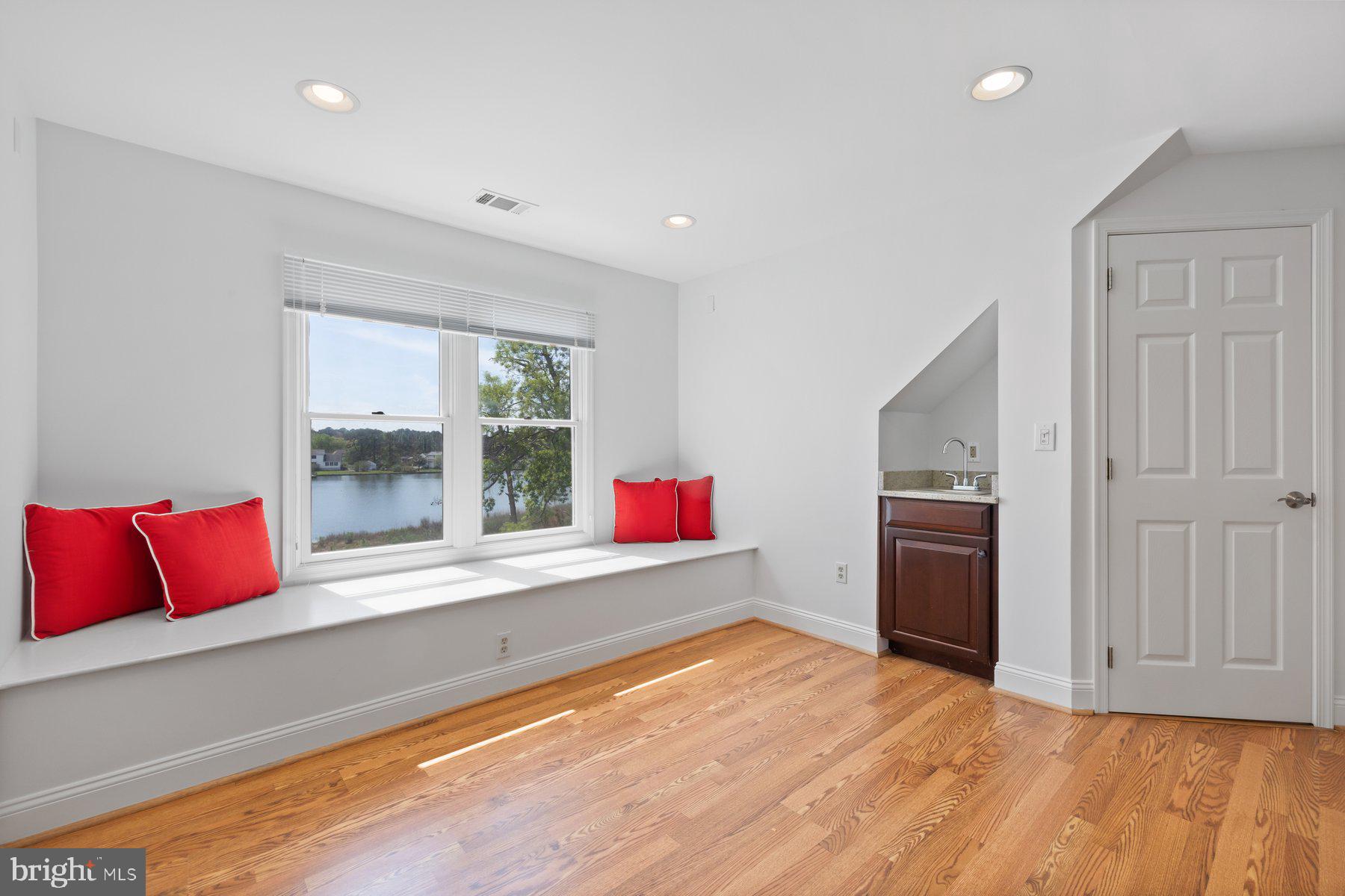 HOMEPORT - Residential