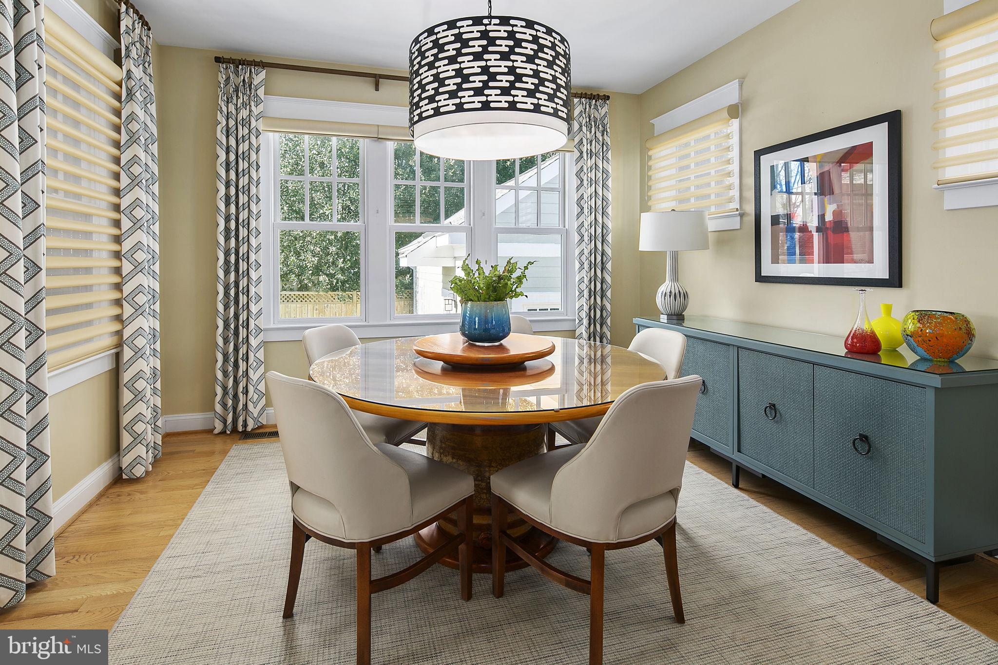 MOORES CLARENDON - Residential