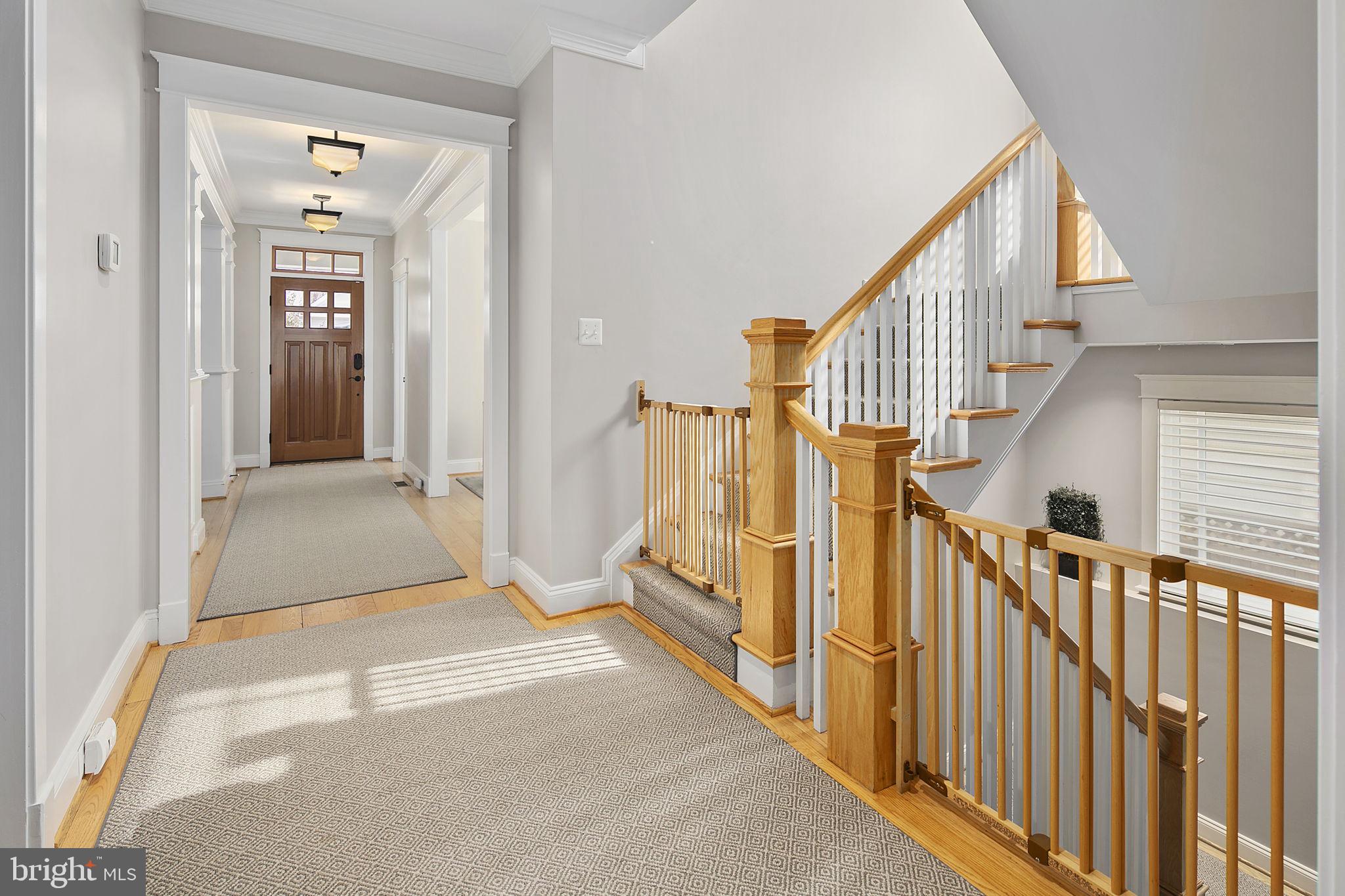 MOORES CLARENDON - Residential