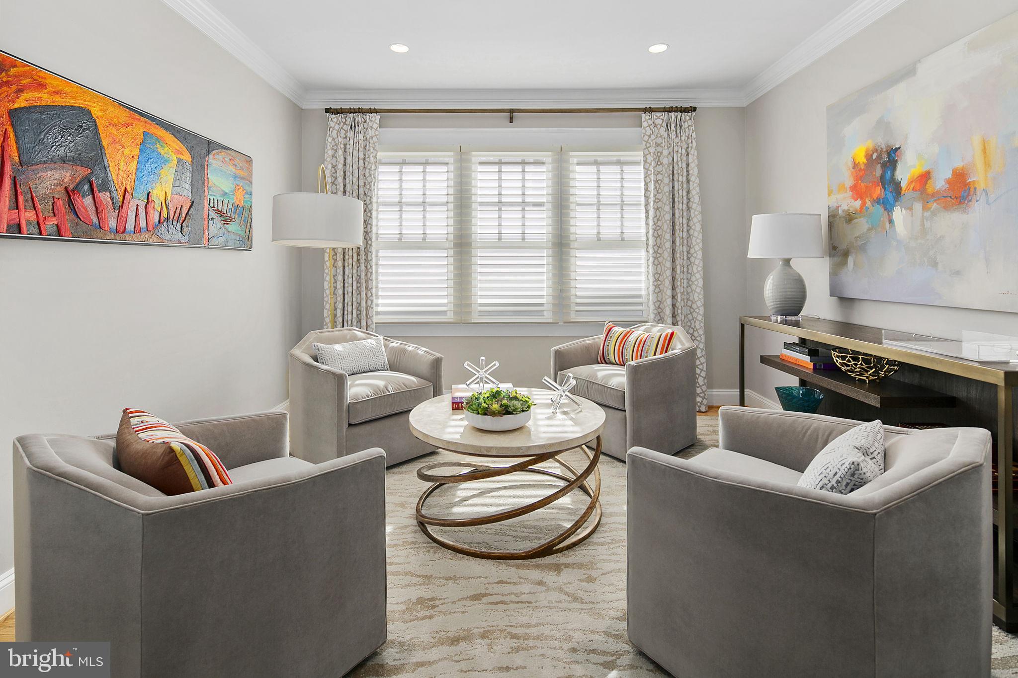 MOORES CLARENDON - Residential