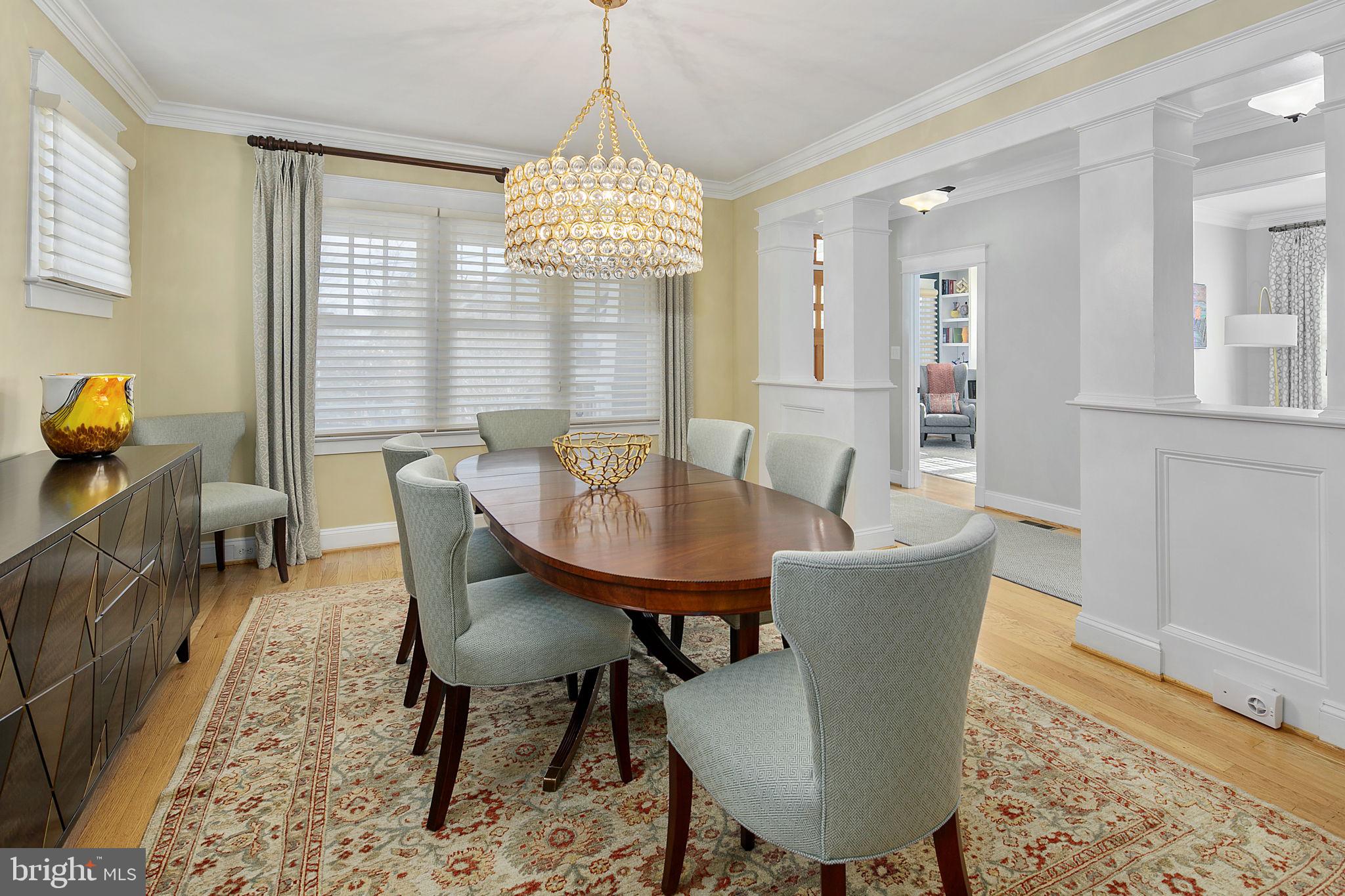 MOORES CLARENDON - Residential