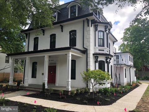 108 CENTRE STREET D HADDONFIELD NJ 08033