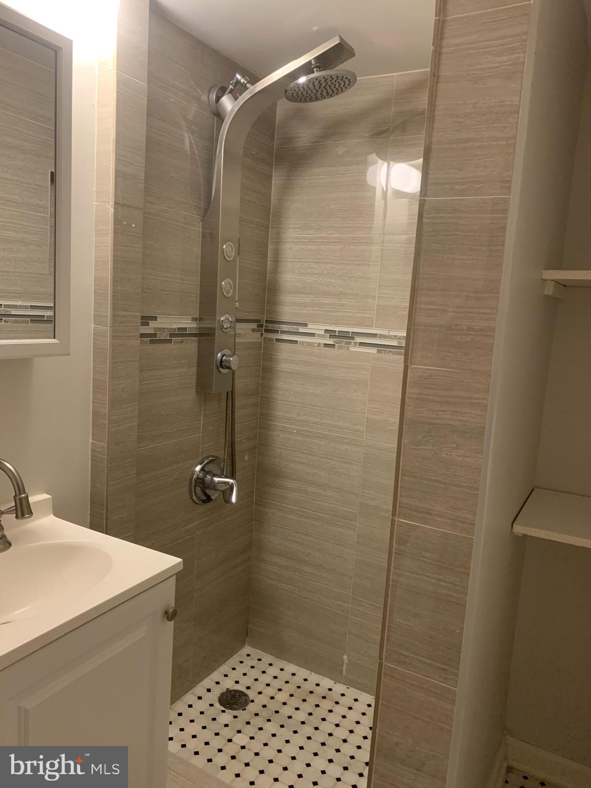 WILSON BRIDGE - Residential Lease