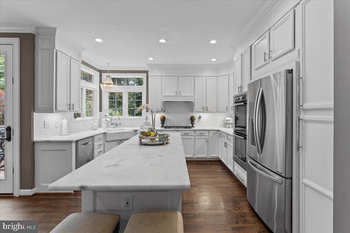 BELMONT GLEN - Residential