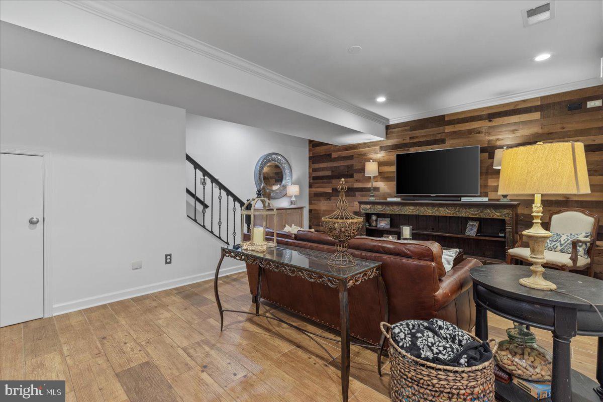 BELMONT GLEN - Residential