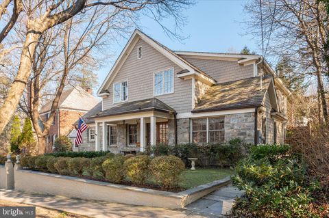 4221 FORDHAM ROAD NW WASHINGTON DC 20016