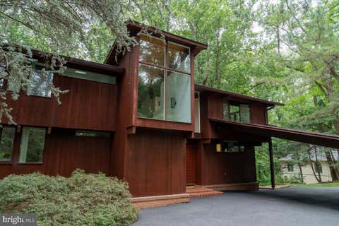 Photo of 1330 Potomac School Road, MCLEAN, VA 22101 (MLS # VAFX2336984)