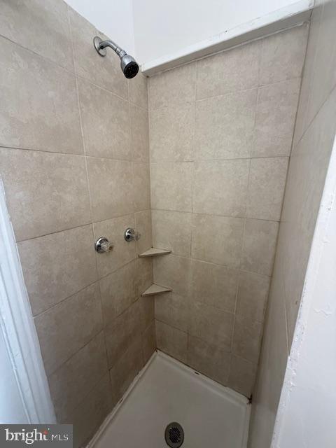 PHILADELPHIA (WEST) - Residential Lease