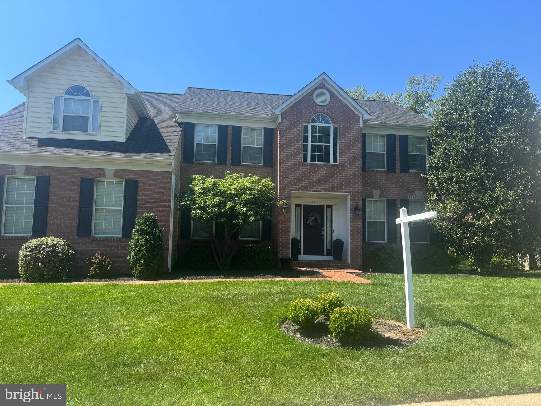 11711 HUNTERS RUN DRIVE