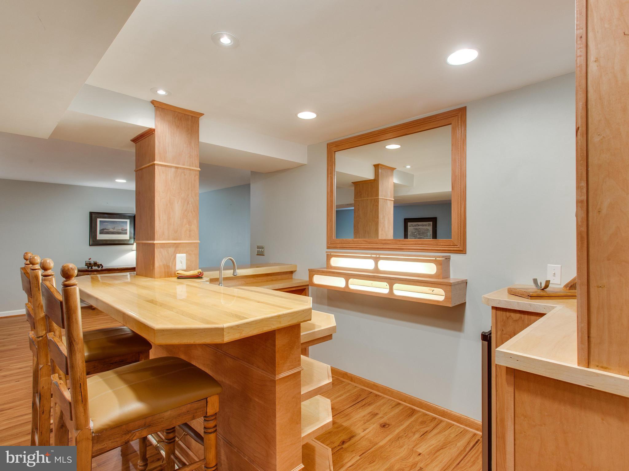 KINGS HILL - Residential