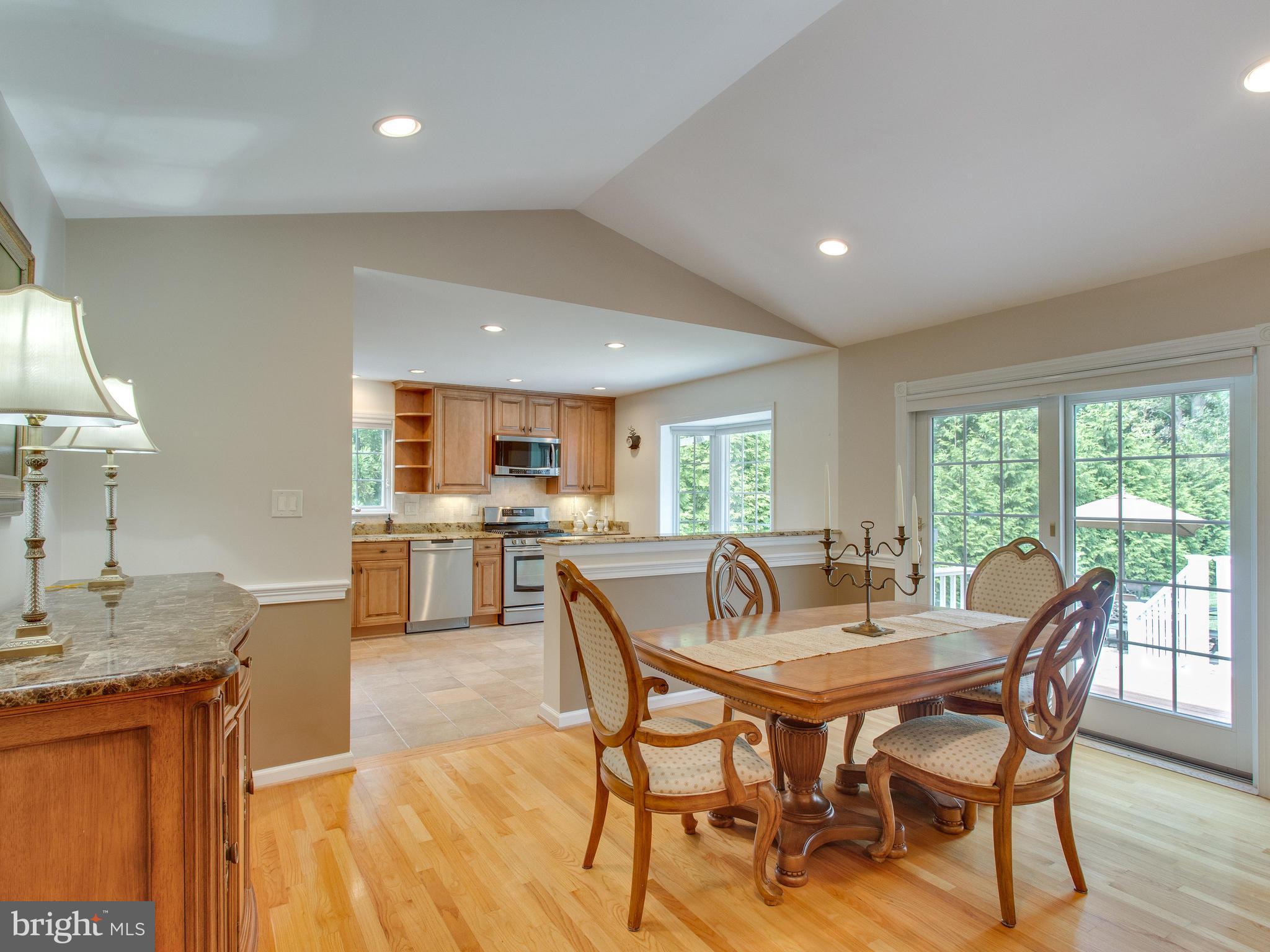 KINGS HILL - Residential