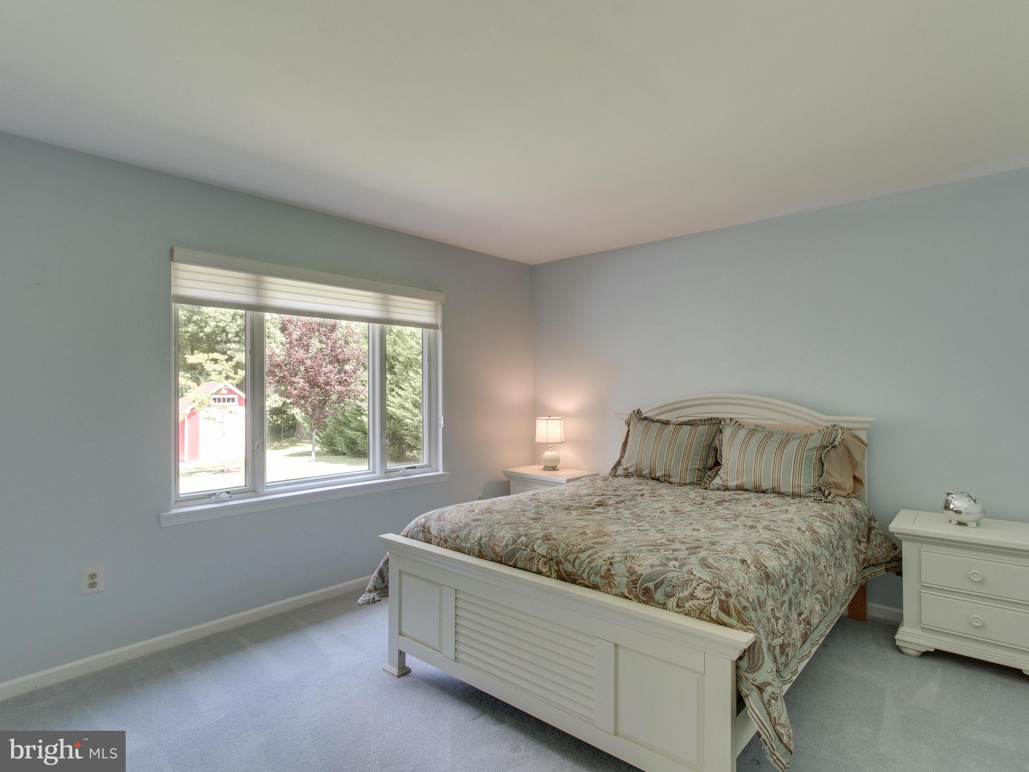 KINGS HILL - Residential