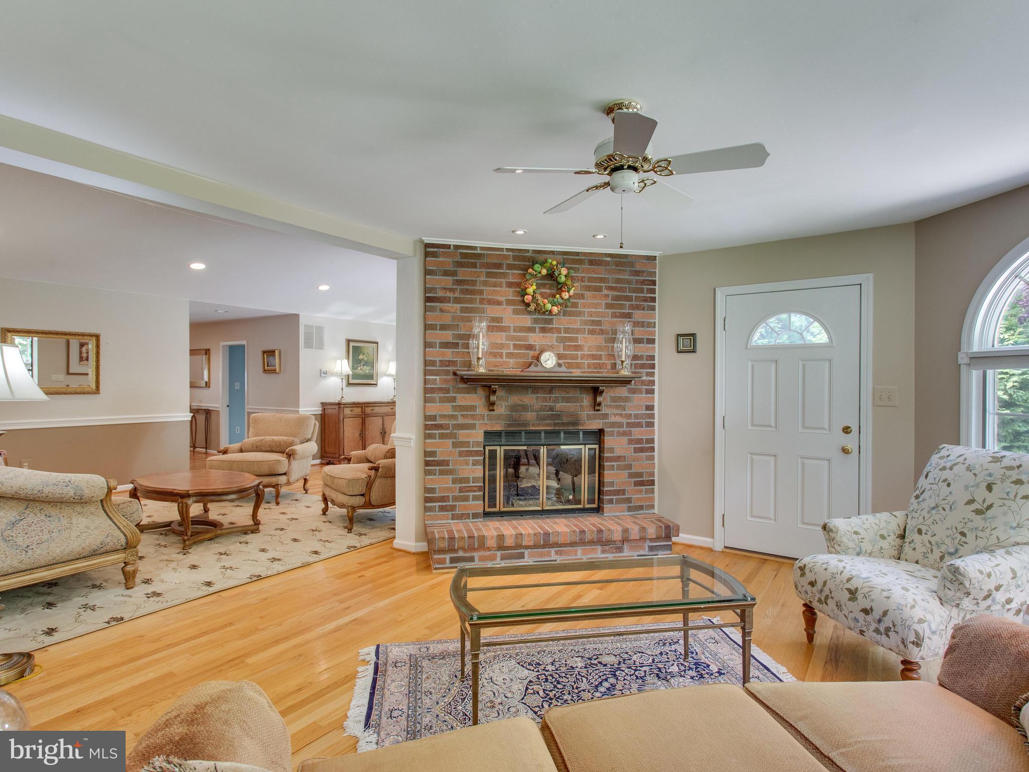 KINGS HILL - Residential